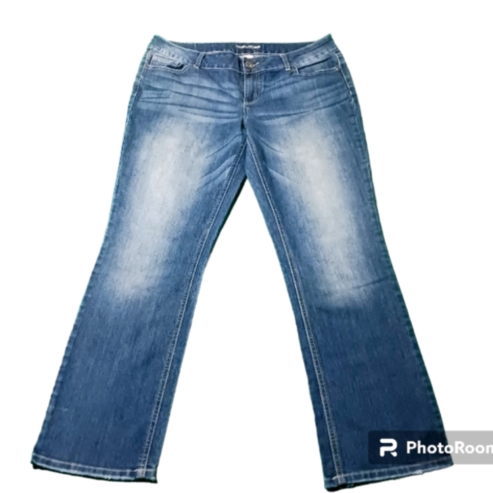 Women's Maurices High-Rise Distressed Straight Stretch Jeans Sz 13/14-Like New‼️